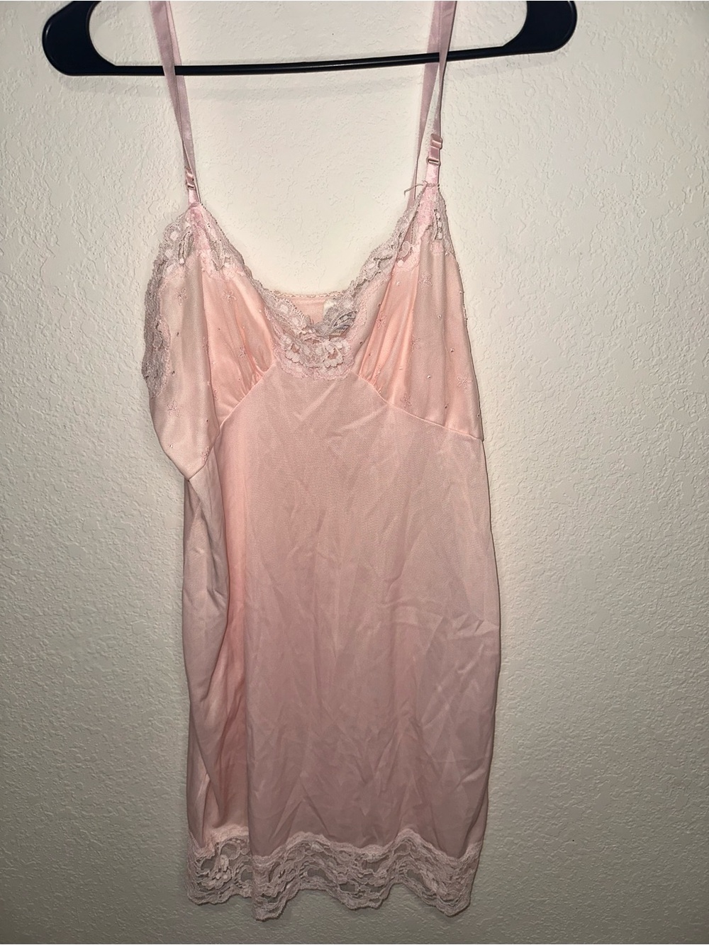 70s Aristocraft Delicate Pink Lace-Trim embroidered Slip Dress. 34 Short.